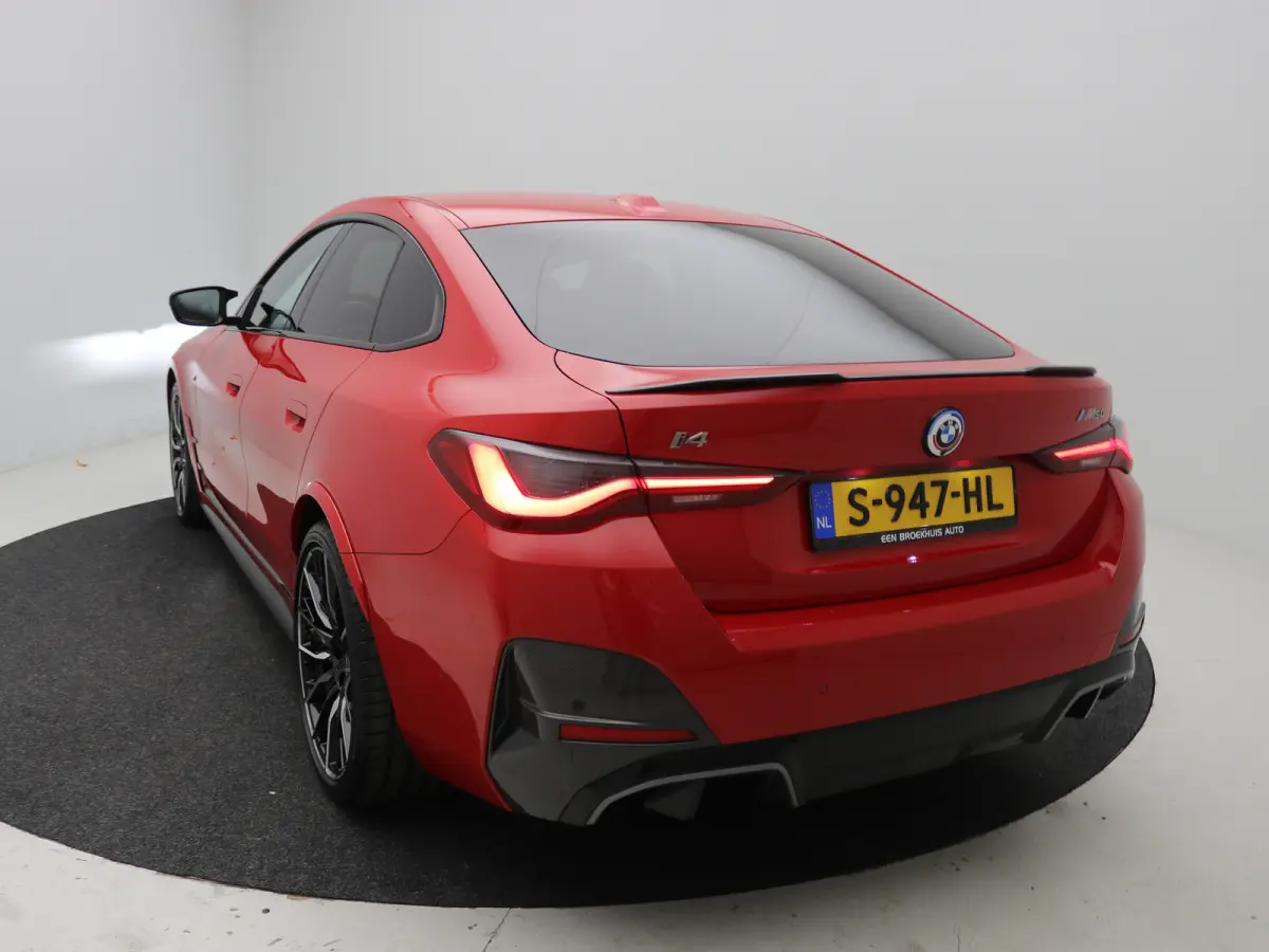 M50 High Executive 84 kWh / AWD / 544PK / 450 km WLTP / Warmtepomp / 3 Fase laden / M-Performance pakket / Harman Kardon / Full Option / Historie aanwezig /