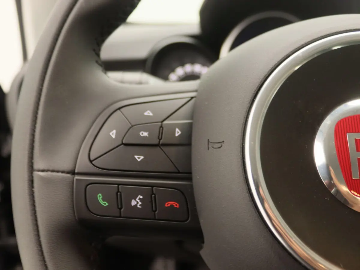 Cross 1.4 Turbo MultiAir CrossPlus | Navigatie | Climate control | Parkeersensoren
