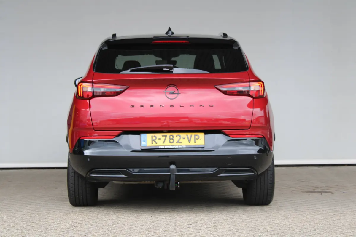 1.6 Turbo Hybrid Elegance | Alcantara bekleding | Afneembare trekhaak | Adaptieve cruise control |