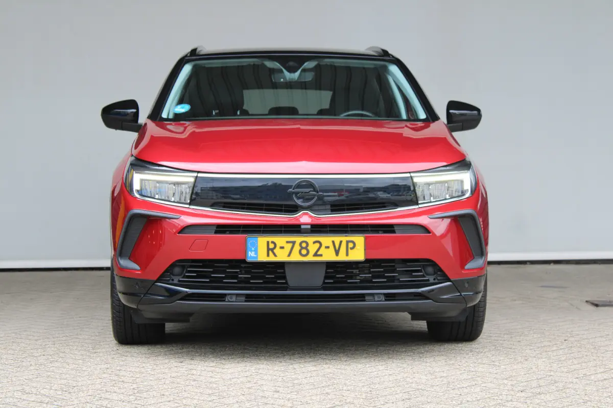 1.6 Turbo Hybrid Elegance | Alcantara bekleding | Afneembare trekhaak | Adaptieve cruise control |