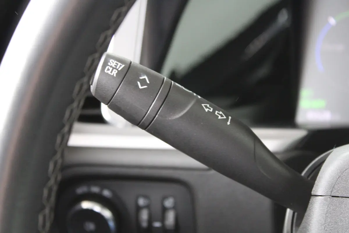 1.6 Turbo Hybrid Elegance | Alcantara bekleding | Afneembare trekhaak | Adaptieve cruise control |