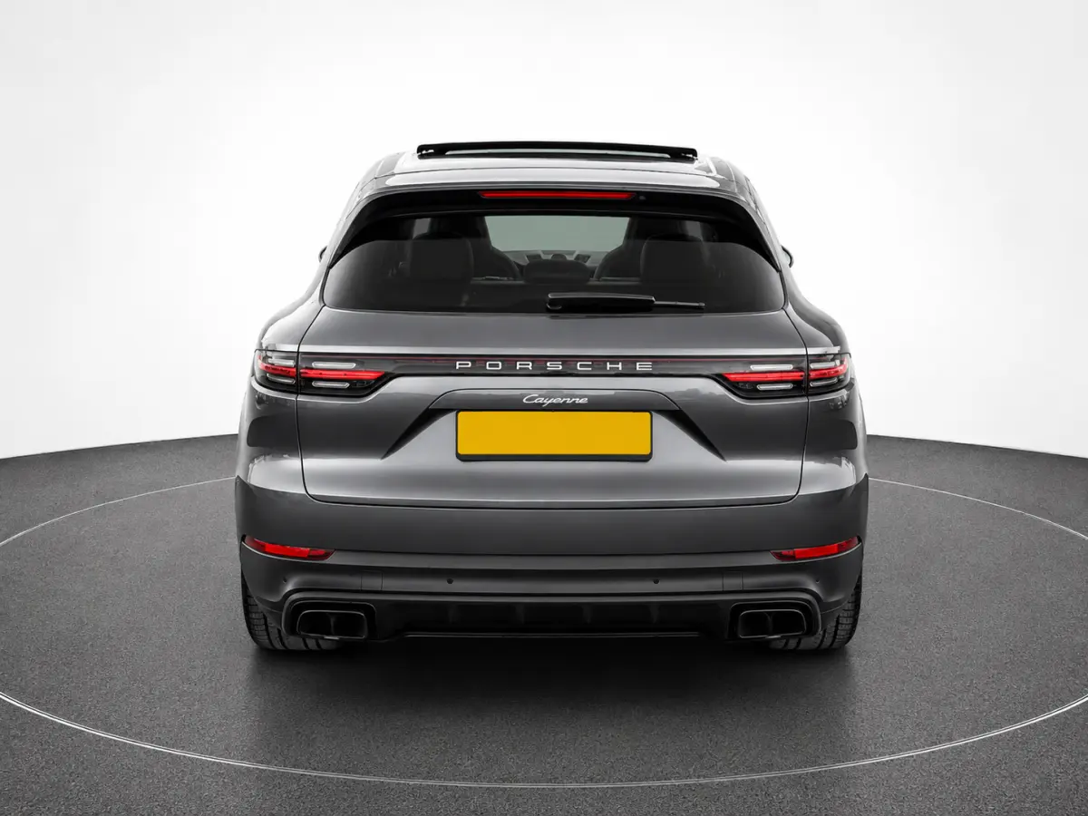 3.0 E-Hybrid Sport Design- Sport Chrono, Alcantara Afwerking, Stoelventilatie, 360 Camera, Acc Cruise