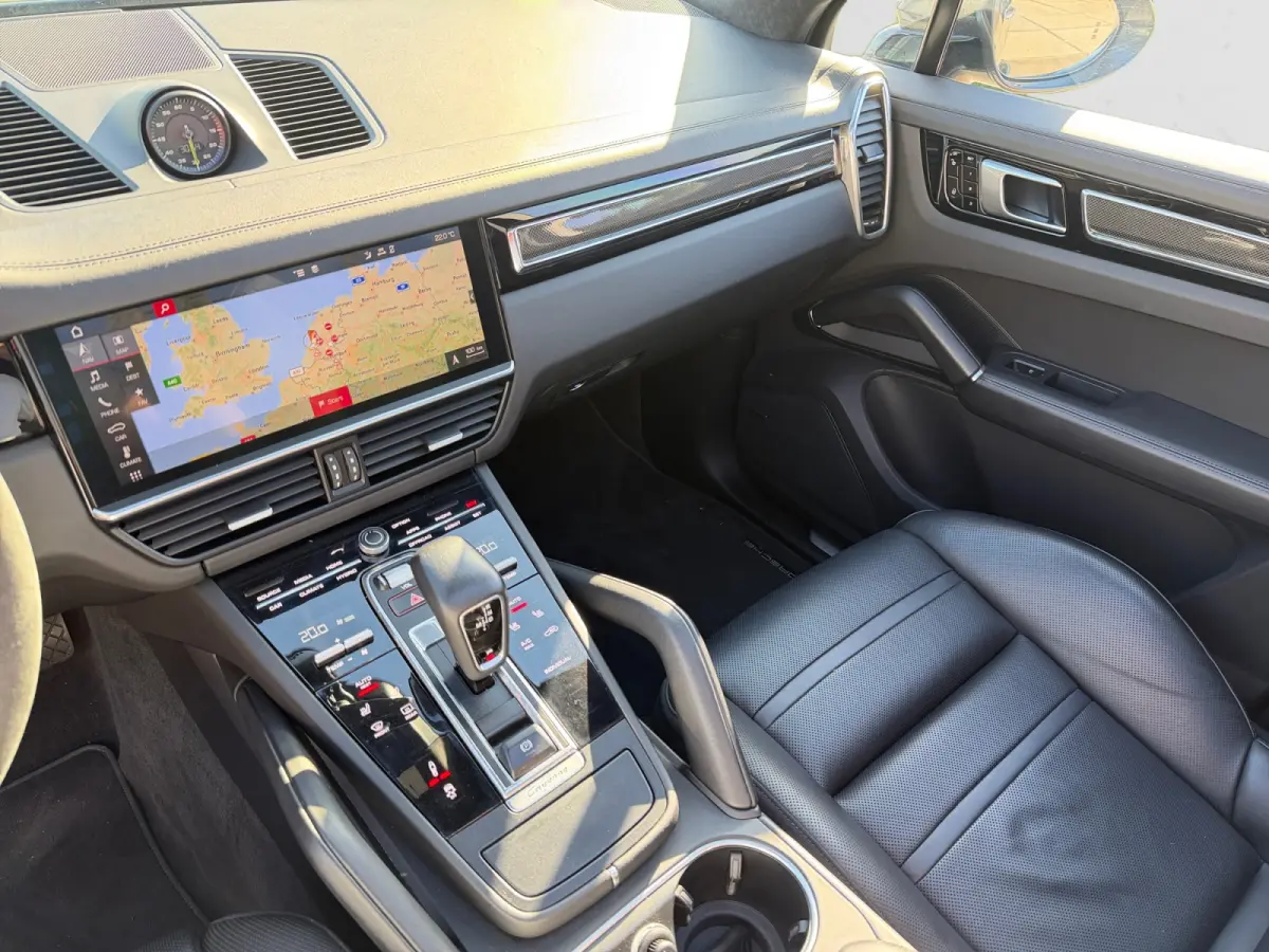 3.0 E-Hybrid Sport Design- Sport Chrono, Alcantara Afwerking, Stoelventilatie, 360 Camera, Acc Cruise