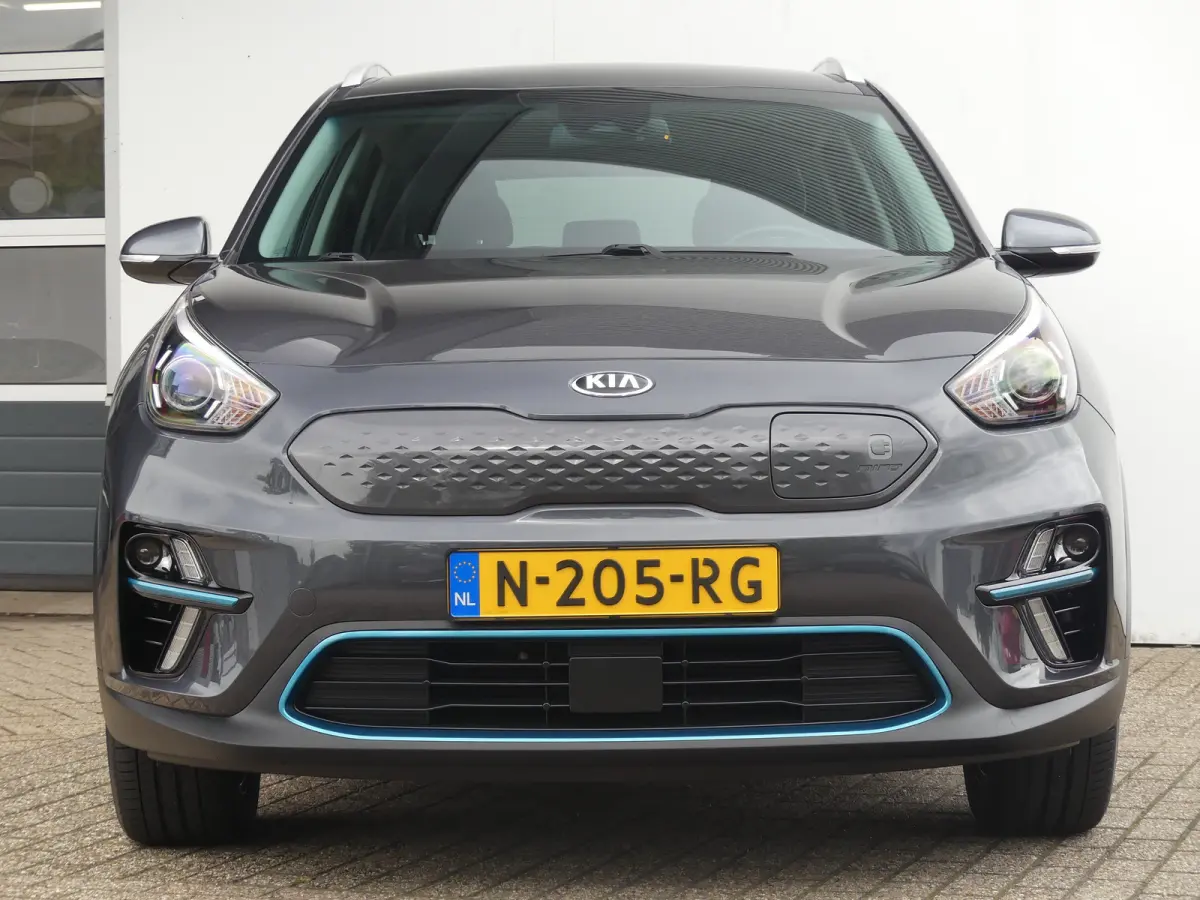 DynamicLine 64 kWh | SOH 92% | ADAPTIVE CRUISE | CAMERA | PARKEERSENSOREN | NAVI | LMV 17" | APPLE CARPLAY / ANDROID AUTO |