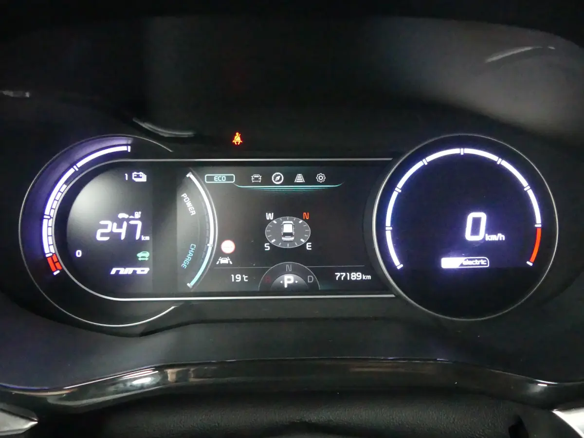 DynamicLine 64 kWh | SOH 92% | ADAPTIVE CRUISE | CAMERA | PARKEERSENSOREN | NAVI | LMV 17" | APPLE CARPLAY / ANDROID AUTO |