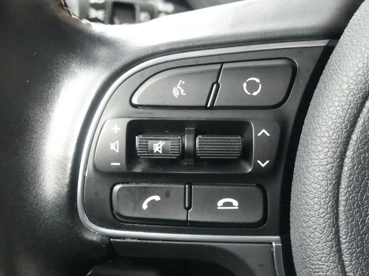 DynamicLine 64 kWh | SOH 92% | ADAPTIVE CRUISE | CAMERA | PARKEERSENSOREN | NAVI | LMV 17" | APPLE CARPLAY / ANDROID AUTO |