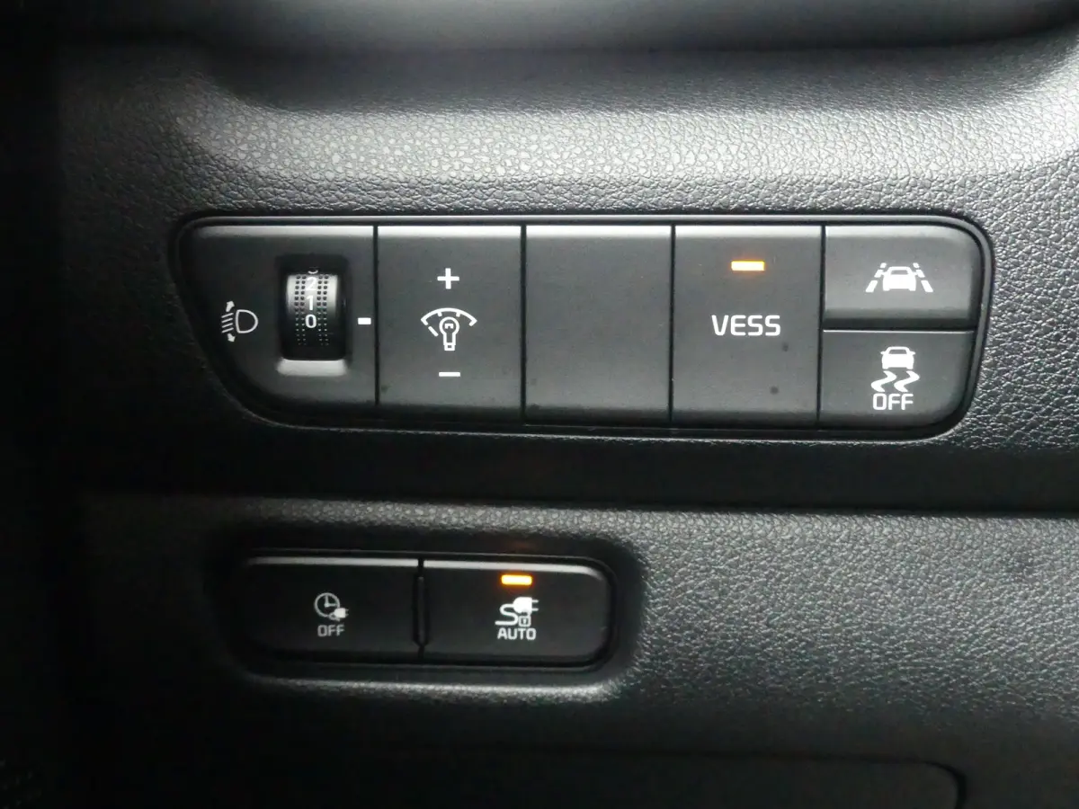 DynamicLine 64 kWh | SOH 92% | ADAPTIVE CRUISE | CAMERA | PARKEERSENSOREN | NAVI | LMV 17" | APPLE CARPLAY / ANDROID AUTO |