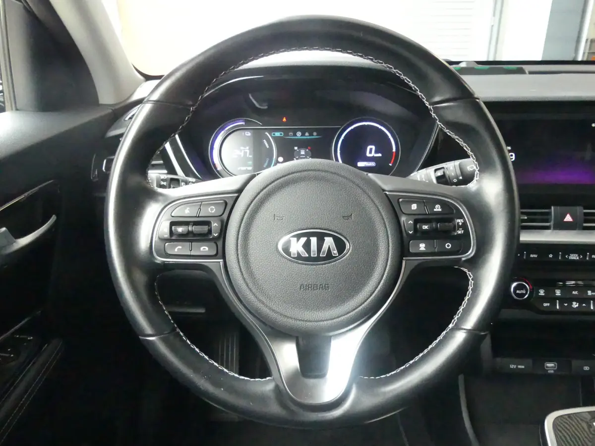DynamicLine 64 kWh | SOH 92% | ADAPTIVE CRUISE | CAMERA | PARKEERSENSOREN | NAVI | LMV 17" | APPLE CARPLAY / ANDROID AUTO |