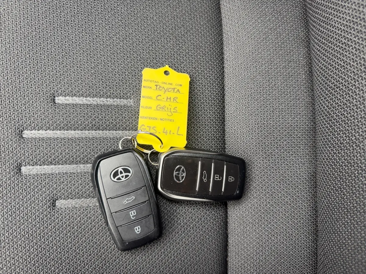 1.8 Hybrid 140 First Edition- 360 Camera, Park Pilot, Park Assist, Carplay, Android Auto