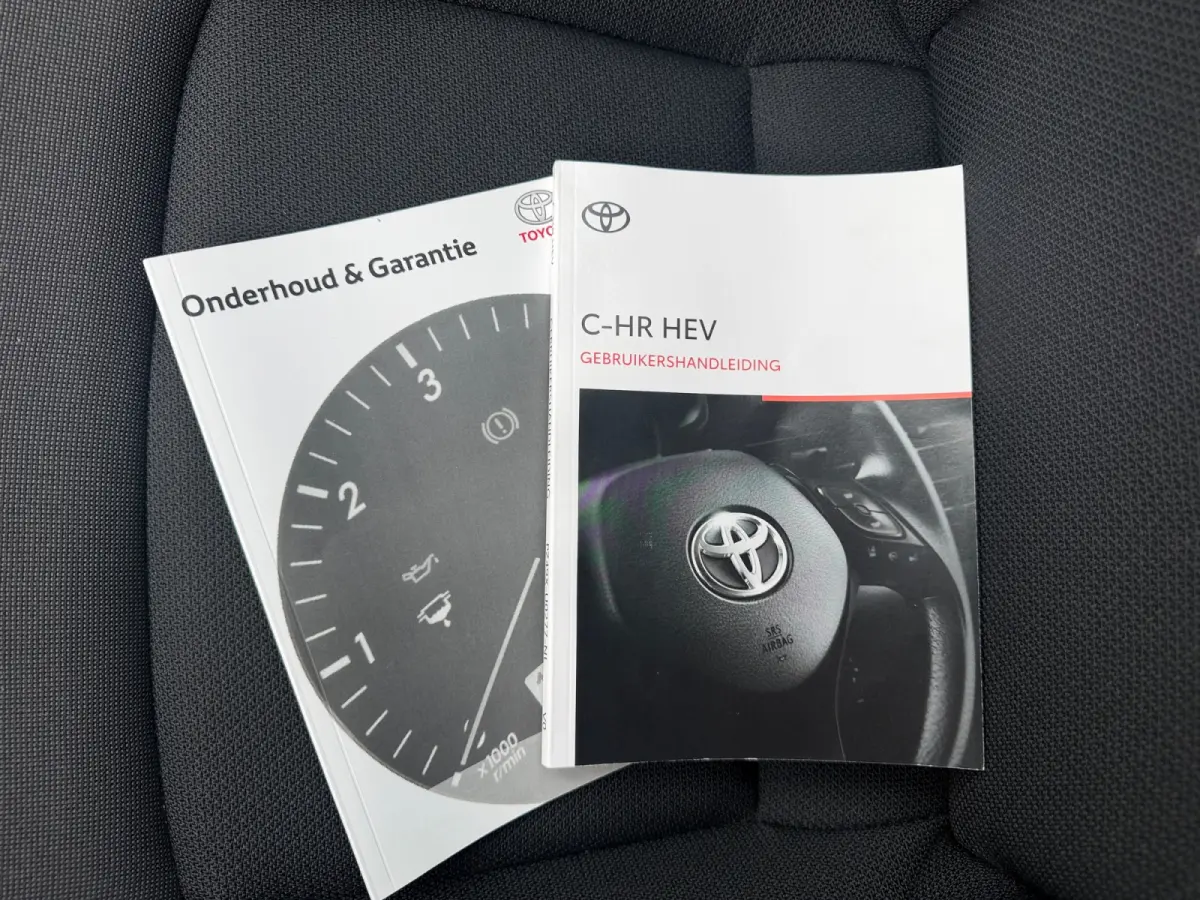 1.8 Hybrid 140 First Edition- 360 Camera, Park Pilot, Park Assist, Carplay, Android Auto
