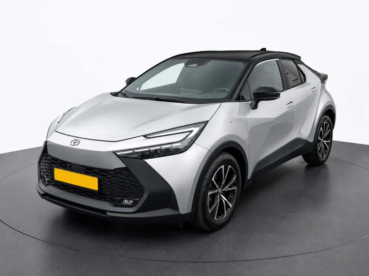 1.8 Hybrid 140 First Edition- 360 Camera, Park Pilot, Park Assist, Carplay, Android Auto