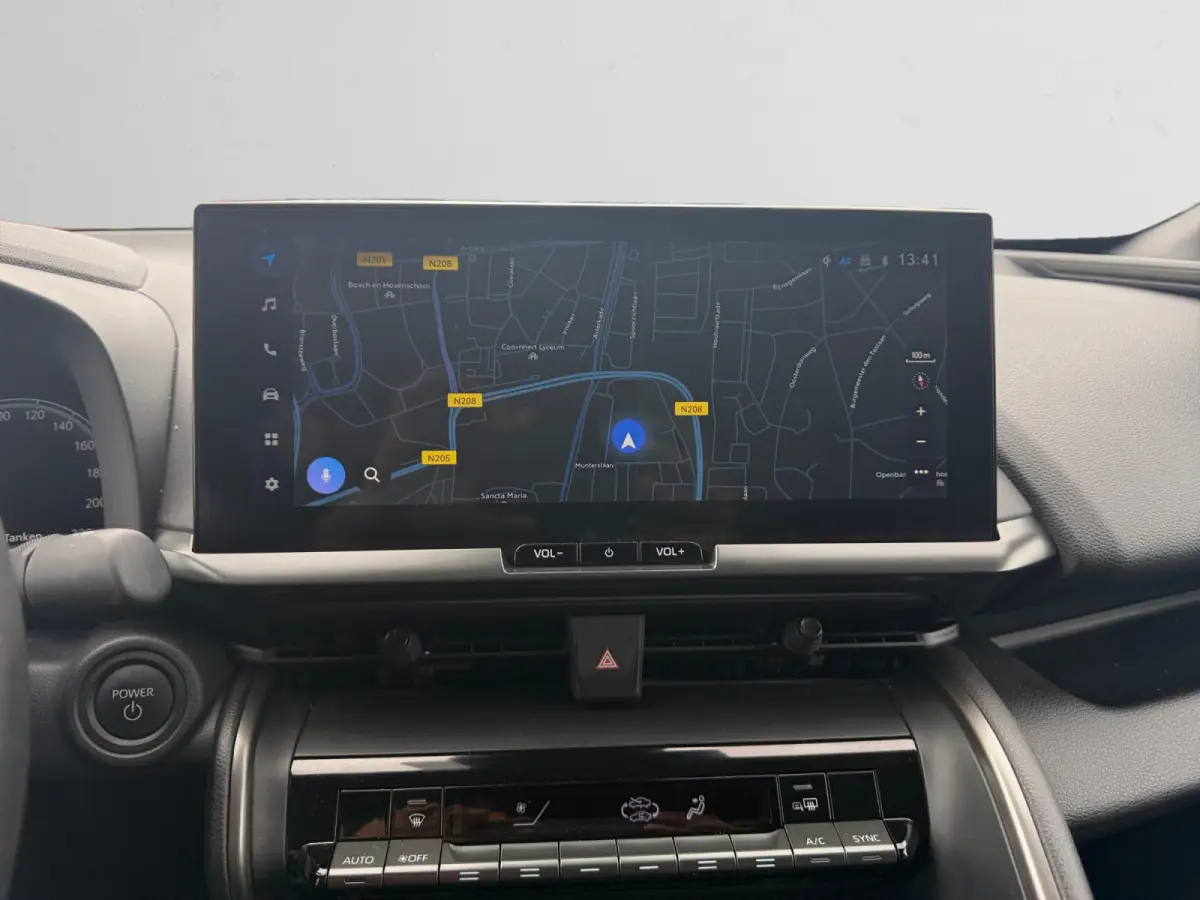 1.8 Hybrid 140 First Edition- 360 Camera, Park Pilot, Park Assist, Carplay, Android Auto