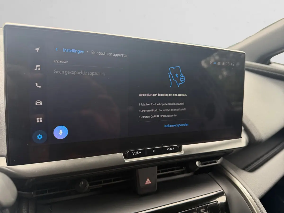 1.8 Hybrid 140 First Edition- 360 Camera, Park Pilot, Park Assist, Carplay, Android Auto