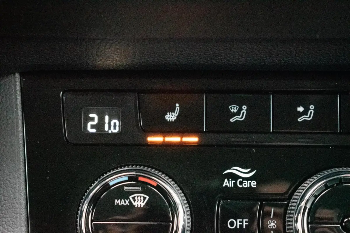 1.0 TSI Clever+ |1e EIGENAAR|STUUR- & STOELVERWARMING|ADAPT. CRUISE|KEYLESS|CARPLAY|CAMERA