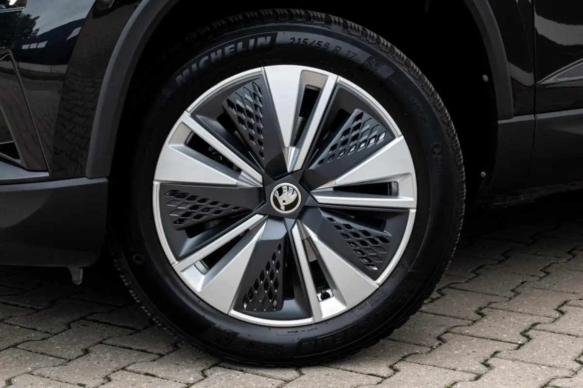 1.0 TSI Clever+ |1e EIGENAAR|STUUR- & STOELVERWARMING|ADAPT. CRUISE|KEYLESS|CARPLAY|CAMERA