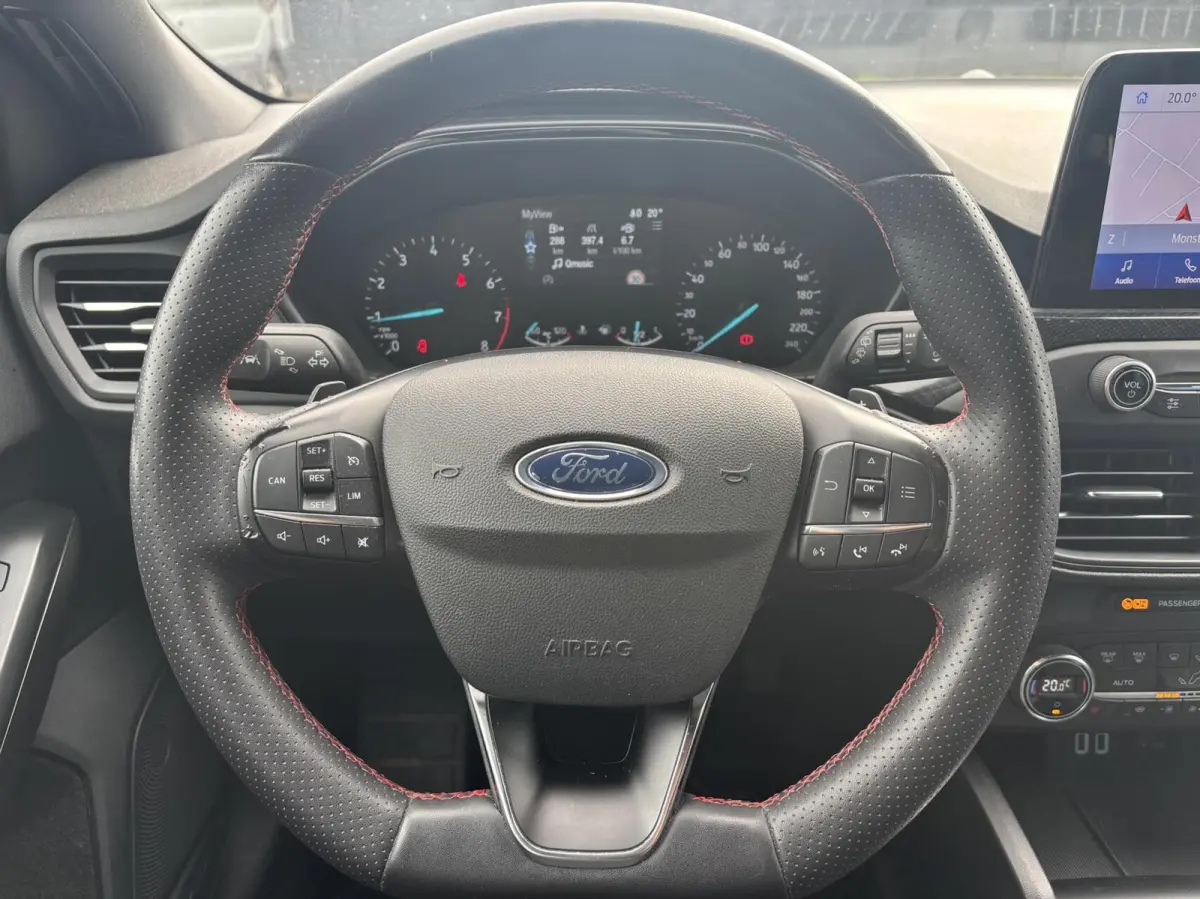 1.0 EcoBoost ST Line 125PK Automaat Winterpack Camera Cruise Navi Carplay Full-LED 18'' Velgen All-Seasons Climate Privacy Glass *Sportief*