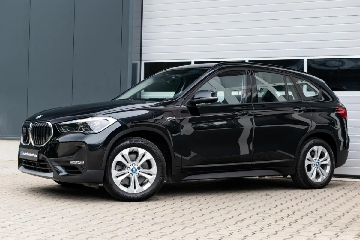 xDrive25e High Executive|1e EIGENAAR|ELEK.KLEP|LEDER|TREKHAAK|HEAD-UP|CAMERA