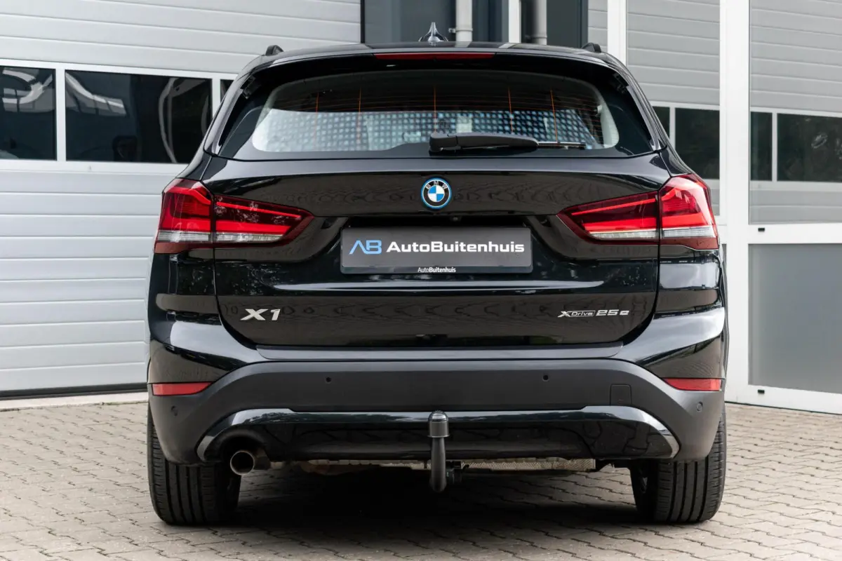 xDrive25e High Executive|1e EIGENAAR|ELEK.KLEP|LEDER|TREKHAAK|HEAD-UP|CAMERA