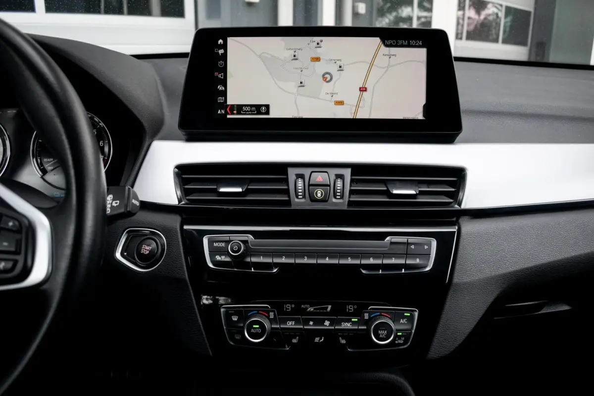 xDrive25e High Executive|1e EIGENAAR|ELEK.KLEP|LEDER|TREKHAAK|HEAD-UP|CAMERA