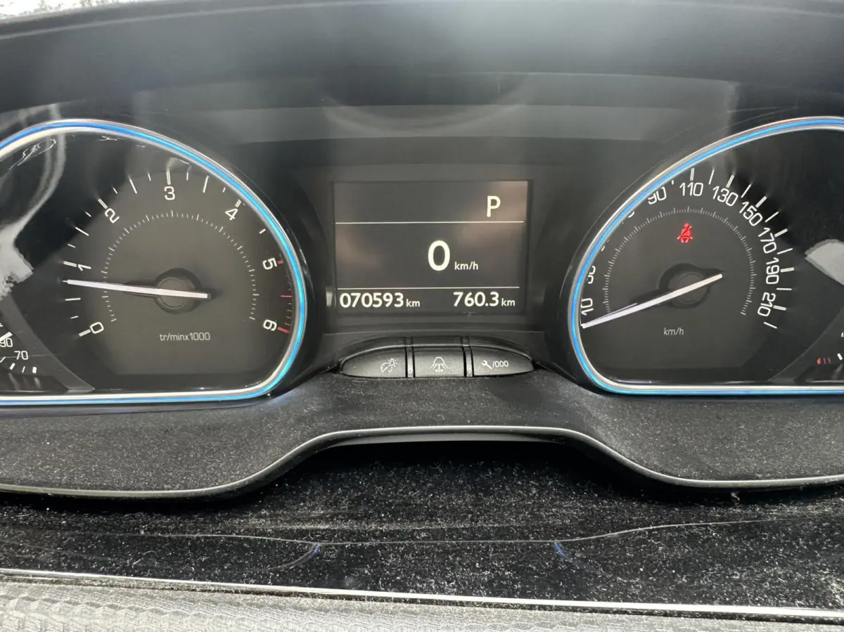 1.5 BlueHDI 88KW AUT 2019 70DKM NAP €12950