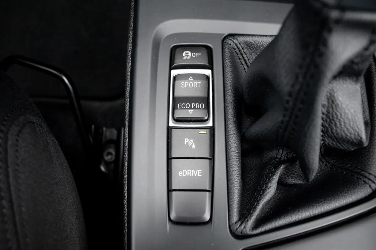 xDrive25e High Executive|1e EIGENAAR|ELEK.KLEP|STOELVERWARMING|HEAD-UP|CAMERA