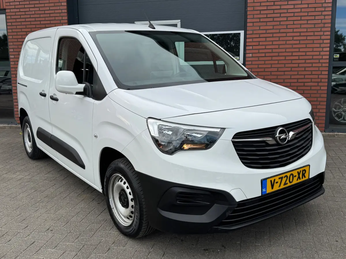 1.6D L1H1 Airco Carplay Cruise Edition