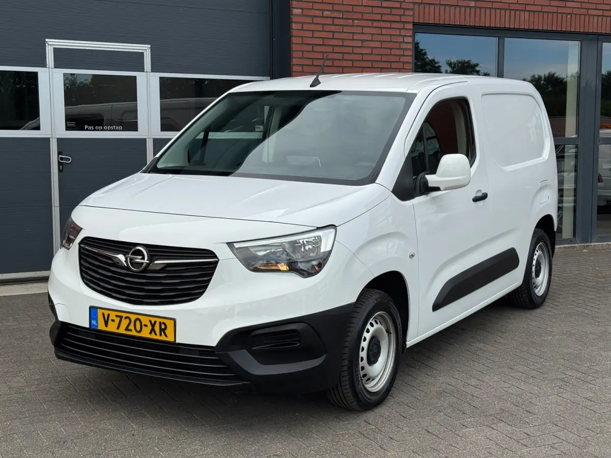 1.6D L1H1 Airco Carplay Cruise Edition