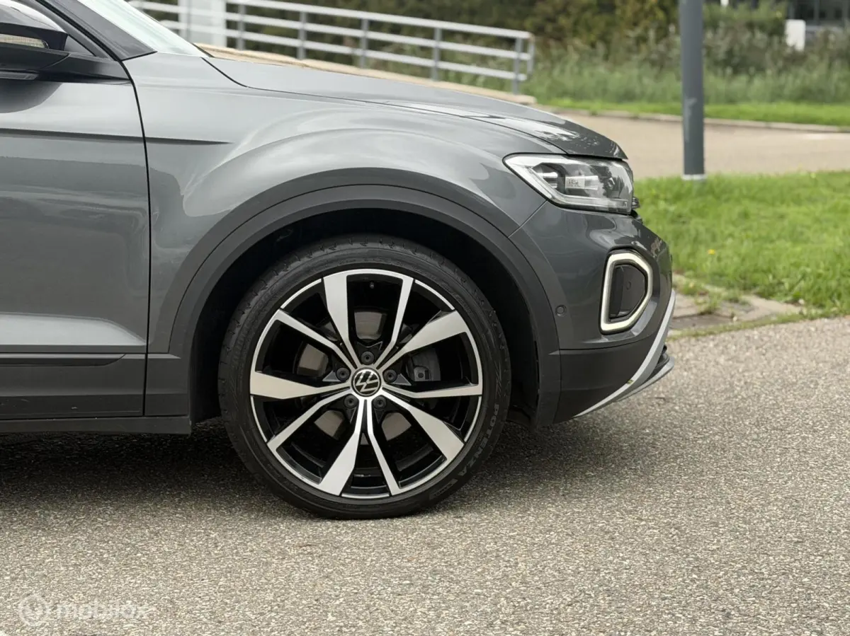 1.5 TSI DSG PANO IQ LANE KEYLESS TREKHAAK