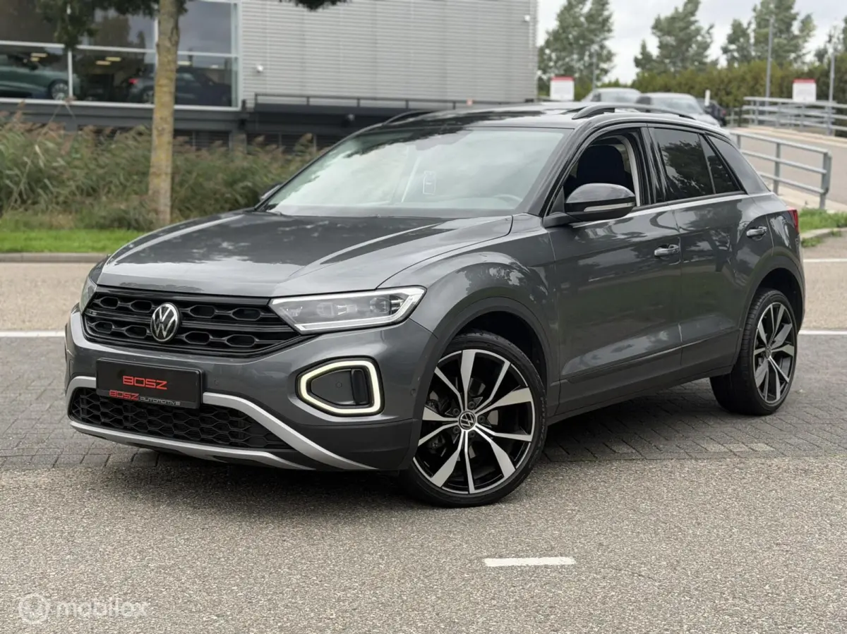 1.5 TSI DSG PANO IQ LANE KEYLESS TREKHAAK