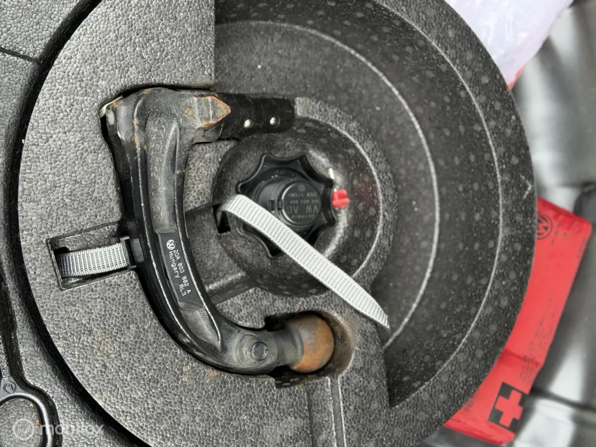 1.5 TSI DSG PANO IQ LANE KEYLESS TREKHAAK