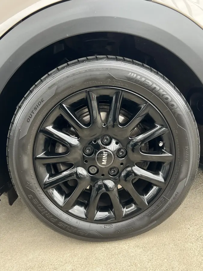 1.5 Cooper Camden Edition | AUTOMAAT | CAMERA | CARPLAY | NAVI | CRUISE CONTROL | STOEL/STUURVERWARMING | PDC | CLIMATE CONTROL | LMV 16'' | KEYLESS | LED | DAB | BLUETOOTH