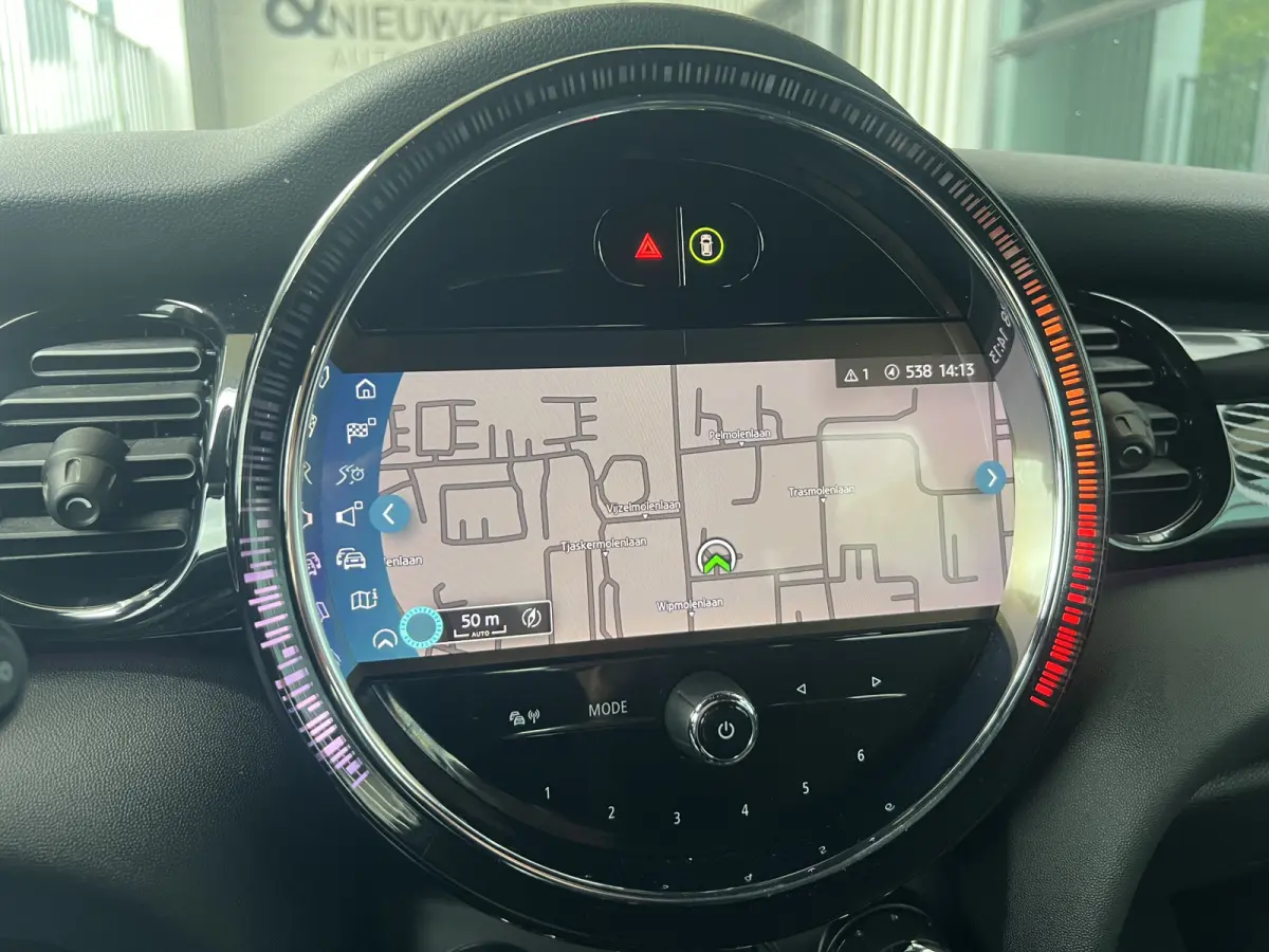 1.5 Cooper Camden Edition | AUTOMAAT | CAMERA | CARPLAY | NAVI | CRUISE CONTROL | STOEL/STUURVERWARMING | PDC | CLIMATE CONTROL | LMV 16'' | KEYLESS | LED | DAB | BLUETOOTH