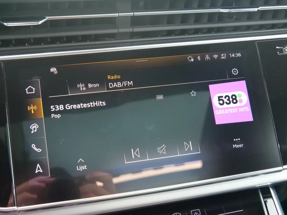 55 TFSI e-hybrid quattro Black Line 394 Pk Automaat Navi / DAB / Apple Carplay / Pano-dak / 360 camera