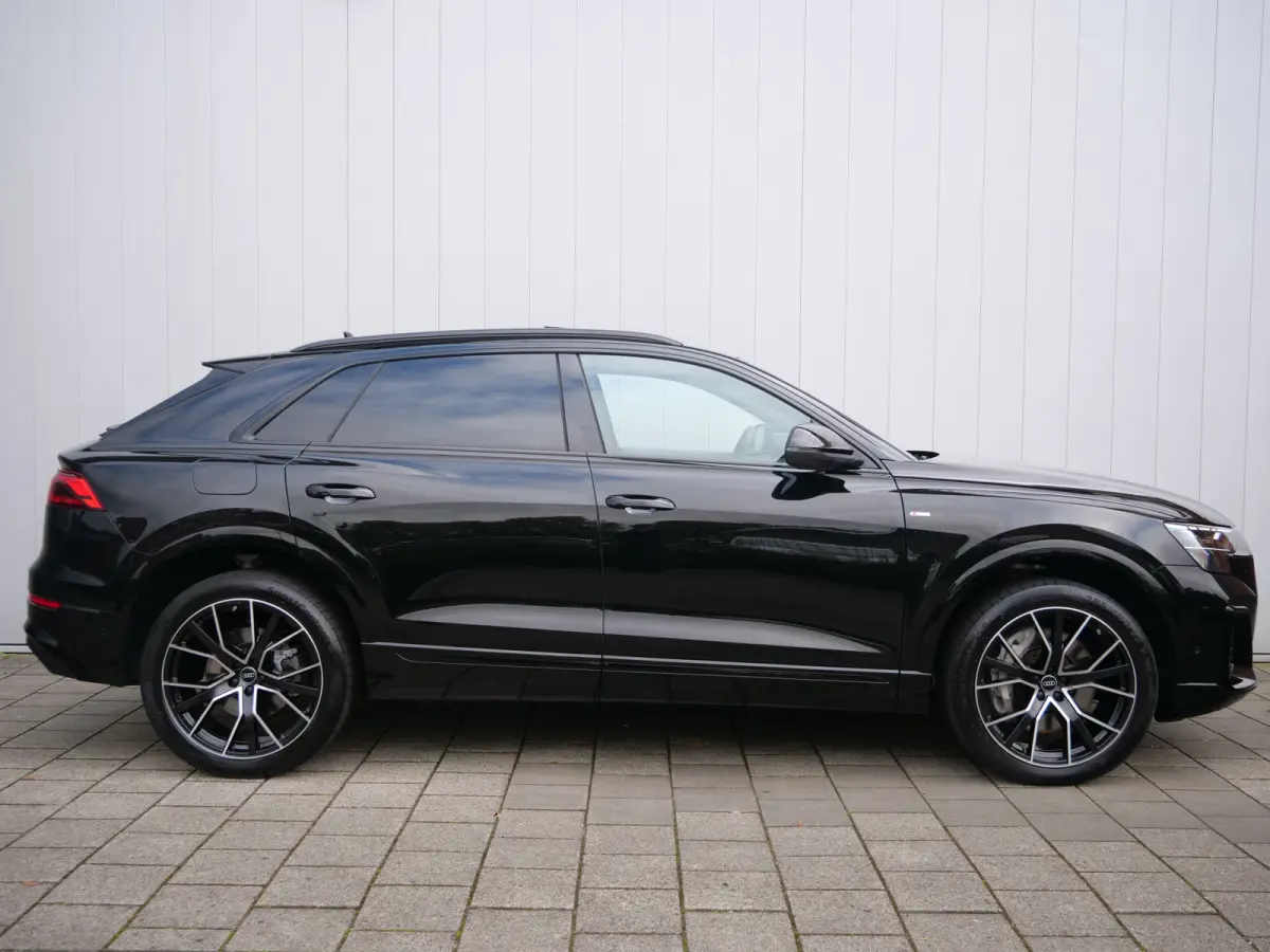 55 TFSI e-hybrid quattro Black Line 394 Pk Automaat Navi / DAB / Apple Carplay / Pano-dak / 360 camera