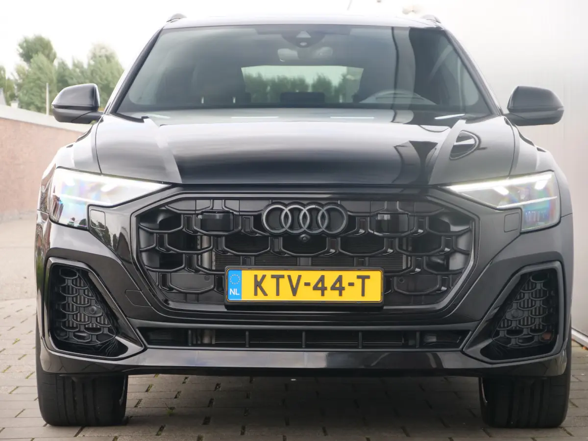 55 TFSI e-hybrid quattro Black Line 394 Pk Automaat Navi / DAB / Apple Carplay / Pano-dak / 360 camera