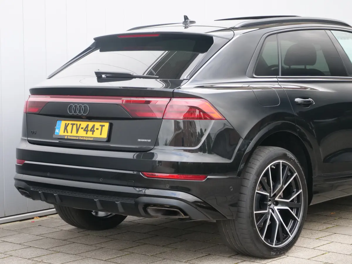 55 TFSI e-hybrid quattro Black Line 394 Pk Automaat Navi / DAB / Apple Carplay / Pano-dak / 360 camera