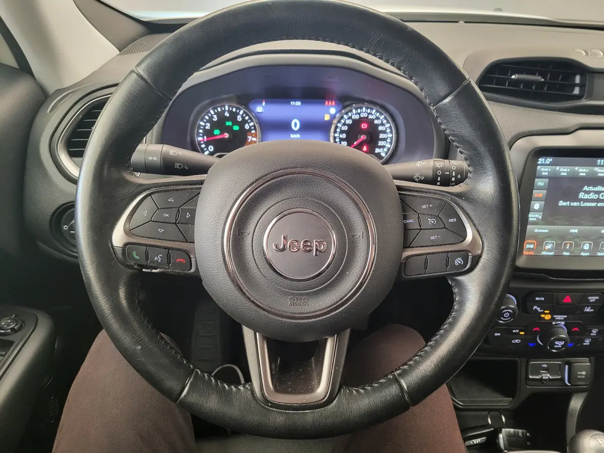 1.0T Freedom Trekhaak | Camera | Parkeersensoren Achter | 17" Lichtmetaal | Carplay | LED | Airco | Cruise | Achteruitrijcamera | Airco (automatisch) | Apple Carplay/Android Auto|telefoonint