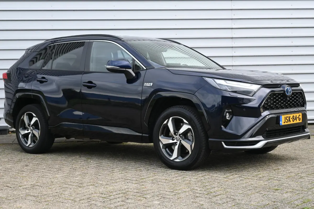 2.5 Plug-in Hybrid AWD Dynamic