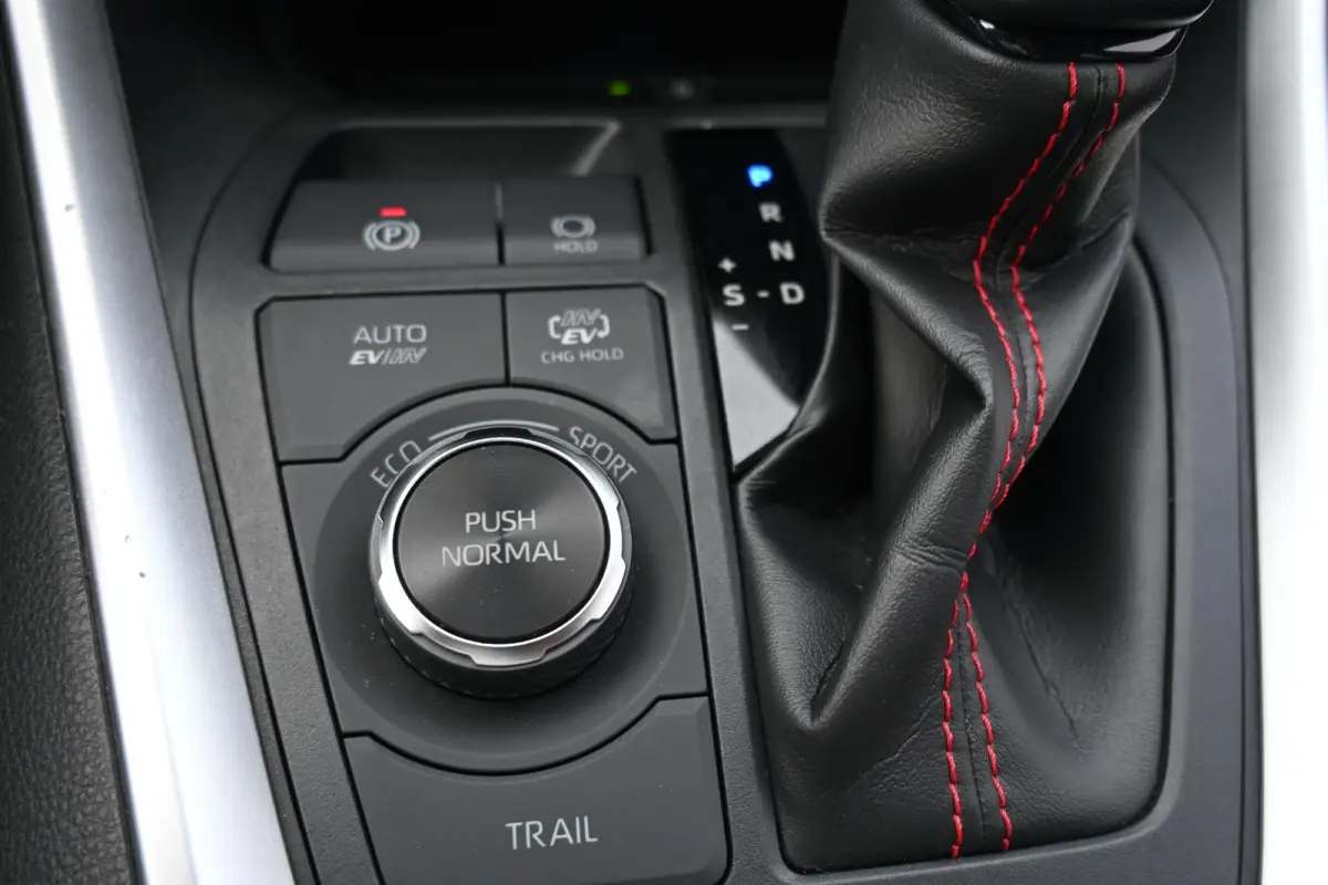 2.5 Plug-in Hybrid AWD Dynamic