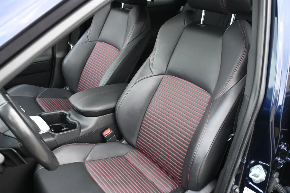 2.5 Plug-in Hybrid AWD Dynamic