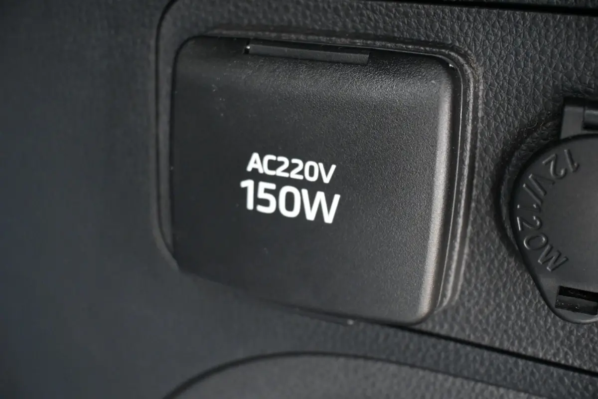 2.5 Plug-in Hybrid AWD Dynamic