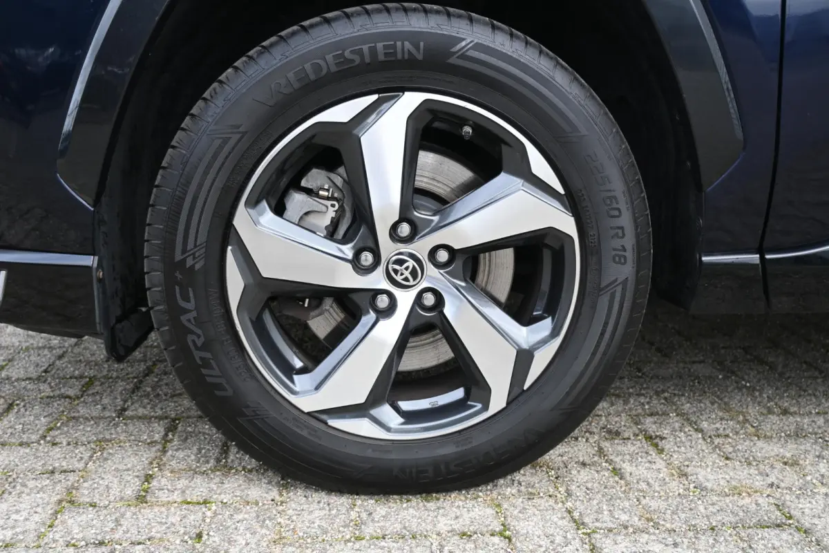 2.5 Plug-in Hybrid AWD Dynamic