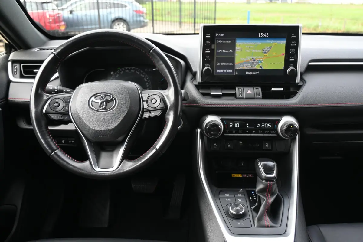 2.5 Plug-in Hybrid AWD Dynamic