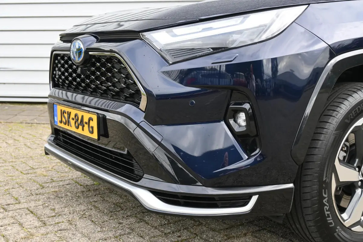2.5 Plug-in Hybrid AWD Dynamic