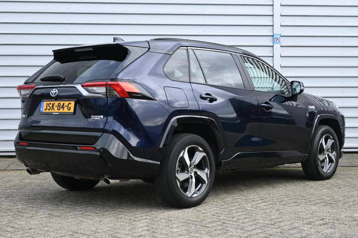 2.5 Plug-in Hybrid AWD Dynamic