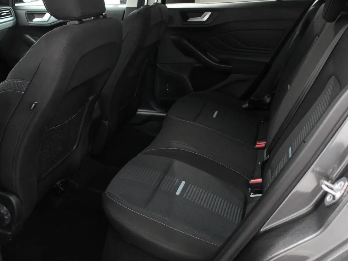 1.0 EcoBoost 155pk Hybrid Active X Automaat Adaptive Cruise Control met Stuurhulp Camera B&O Navigatie Apple CarPlay Climate Control Park Assist DAB Parkeersensoren