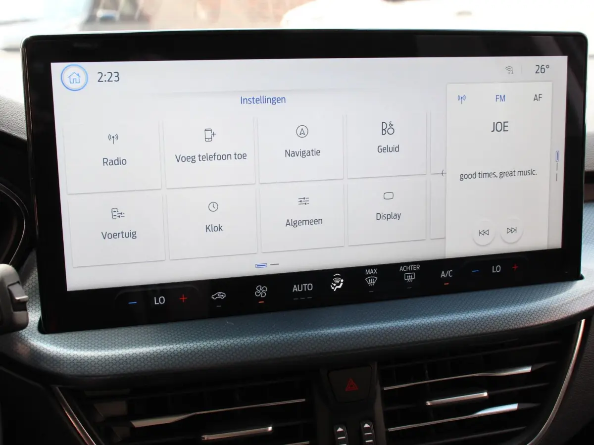 1.0 EcoBoost 155pk Hybrid Active X Automaat Adaptive Cruise Control met Stuurhulp Camera B&O Navigatie Apple CarPlay Climate Control Park Assist DAB Parkeersensoren