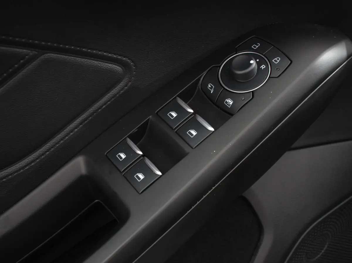 1.0 EcoBoost 155pk Hybrid Active X Automaat Adaptive Cruise Control met Stuurhulp Camera B&O Navigatie Apple CarPlay Climate Control Park Assist DAB Parkeersensoren