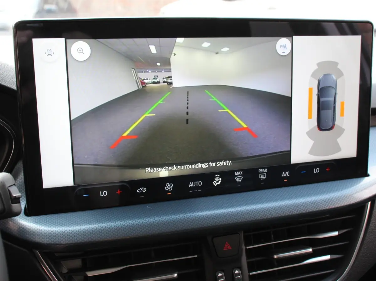 1.0 EcoBoost 155pk Hybrid Active X Automaat Adaptive Cruise Control met Stuurhulp Camera B&O Navigatie Apple CarPlay Climate Control Park Assist DAB Parkeersensoren
