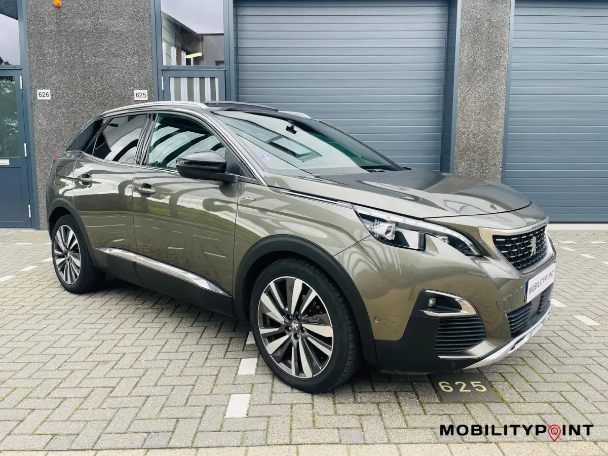 1.2 PureTech GT Line|Pano|Camera|Carplay|Cruise